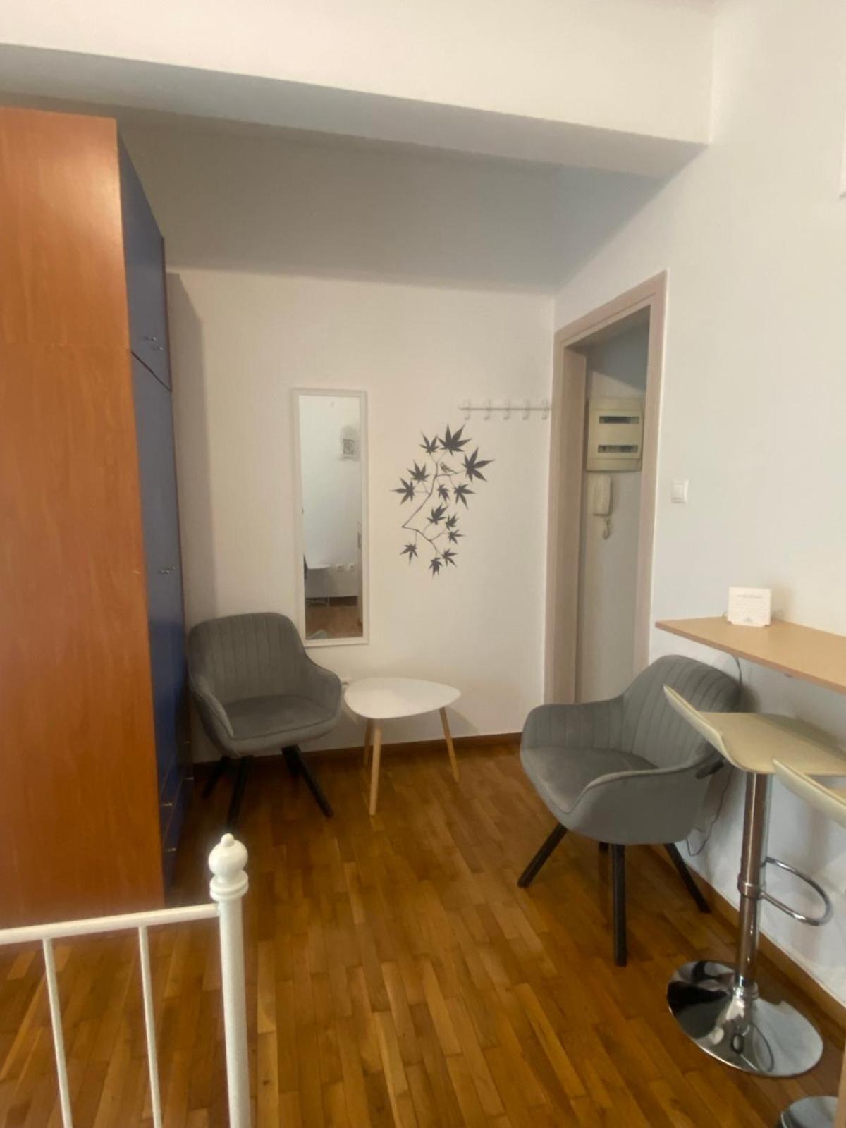 אתונה Modern, Ideally Located Studio Apartment מראה חיצוני תמונה